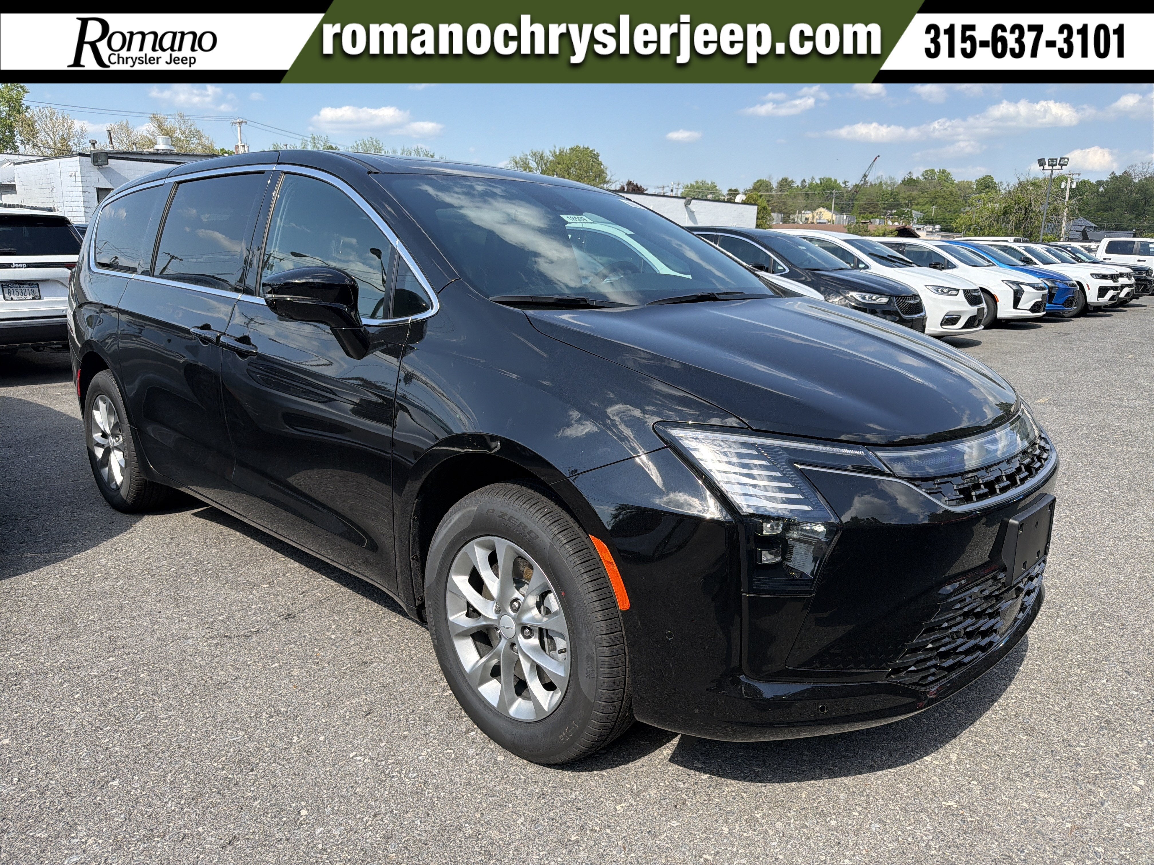 2027 Chrysler Pacifica Select AWD in Diamond Black Crystal Pearlcoat — front three-quarter view