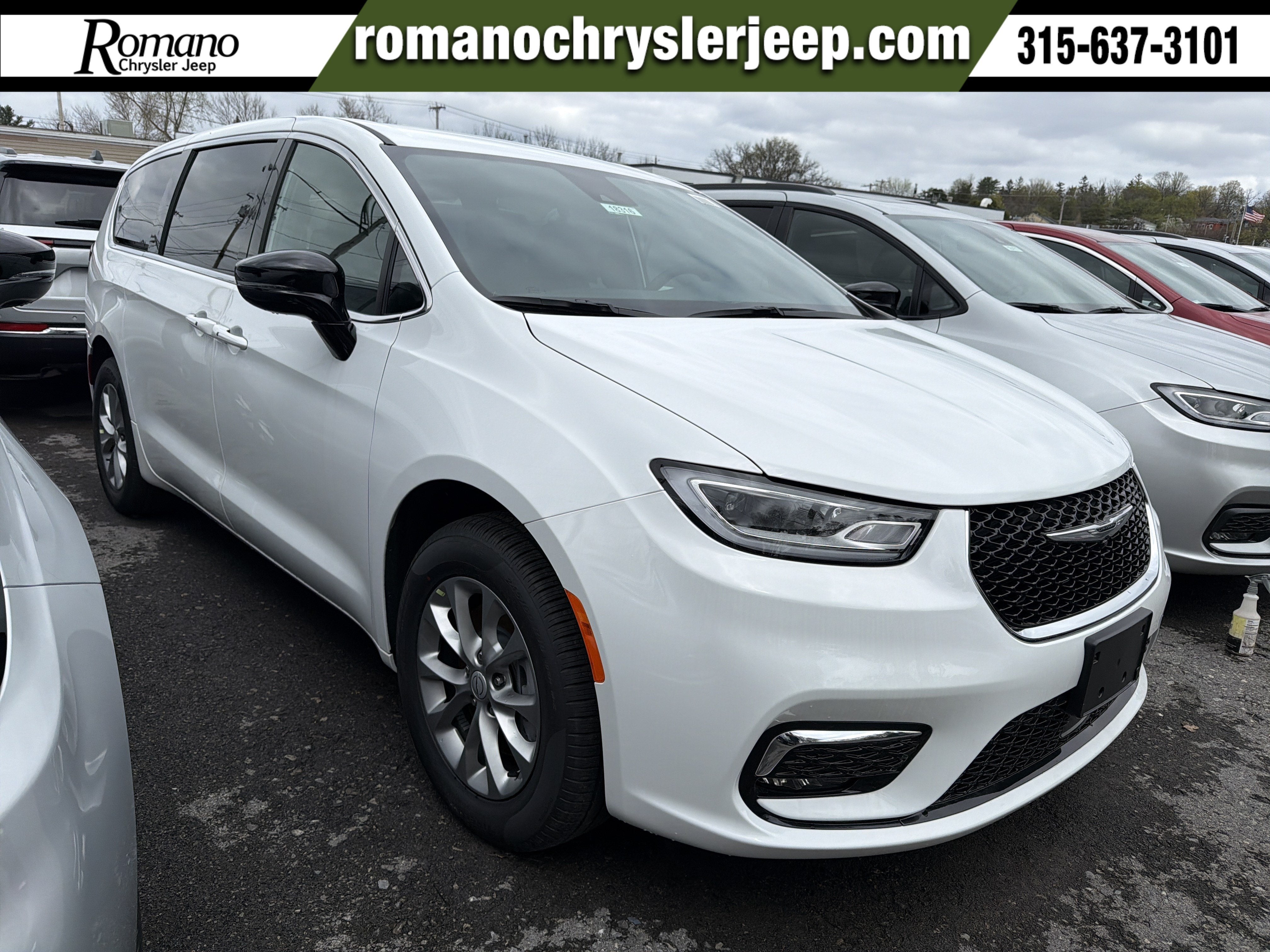 2026 Chrysler Pacifica Select AWD in Bright White Clearcoat — front three-quarter view