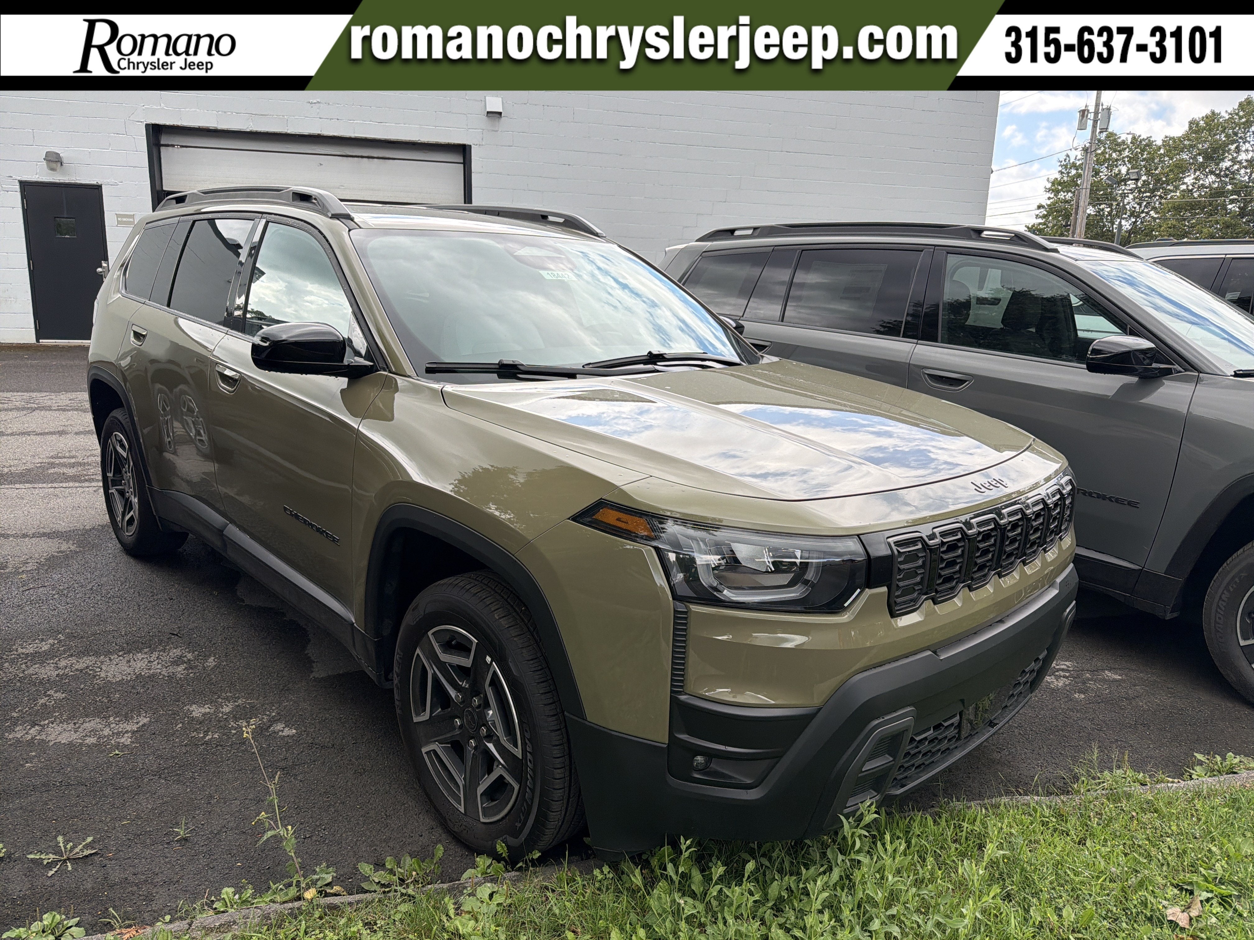 2026 Jeep Cherokee Laredo in '41 — front three-quarter view